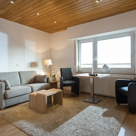 Апартаменты Haus Ahorn 4